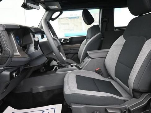 New 2026 Ford Bronco 2-Door AWD/4WD image 9