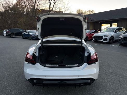 Used 2022 Audi e-tron GT Premium Plus w/ Performance Package image 17