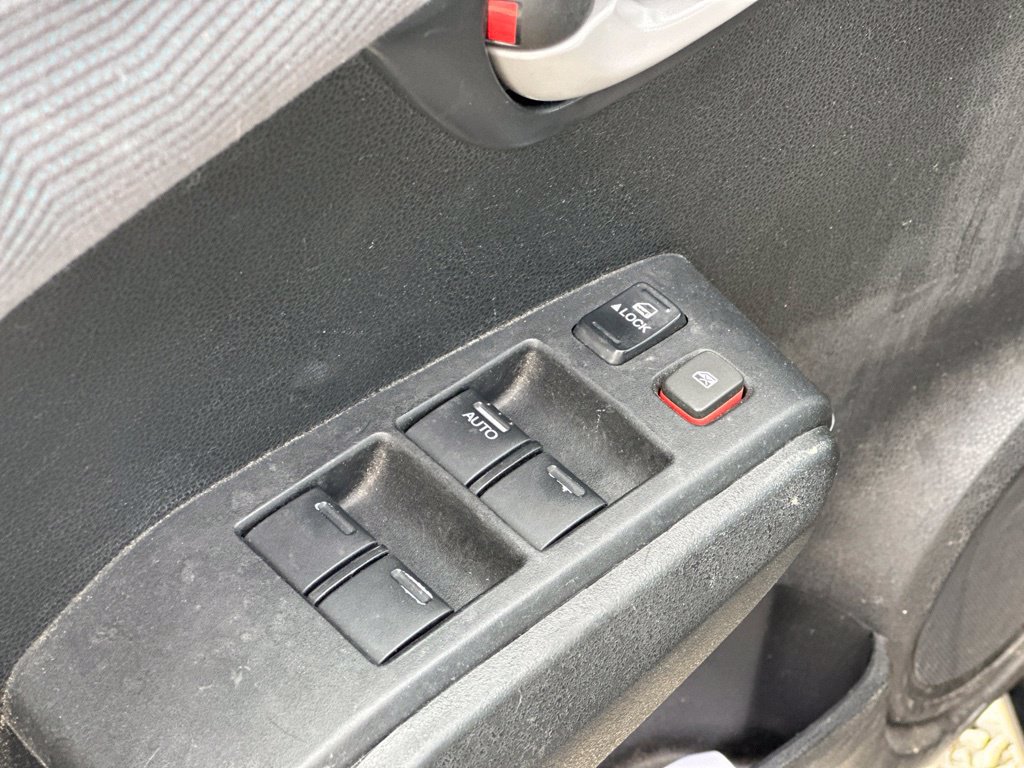 Used 2013 Honda Fit image 15