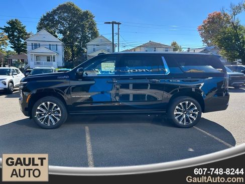 New 2026 Chevrolet Suburban High Country image 6