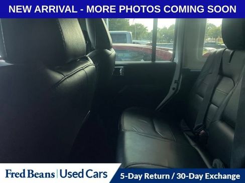 Used 2022 Jeep Wrangler Unlimited Sahara w/ Cold Weather Group AWD/4WD image 12