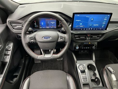 Certified 2024 Ford Escape ST-Line w/ Tech Pack #1 AWD/4WD image 14