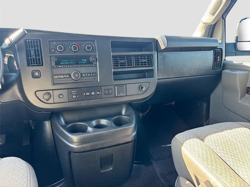 Used 2020 Chevrolet Express 3500 LT w/ LT Preferred Equipment Group RWD image 20