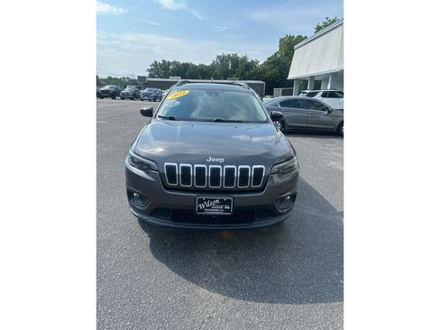 Used 2022 Jeep Cherokee Latitude Lux w/ Sun & Sound Group AWD/4WD image 6