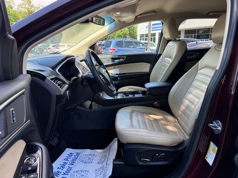 Used 2019 Ford Edge SEL w/ Equipment Group 201A AWD/4WD image 20