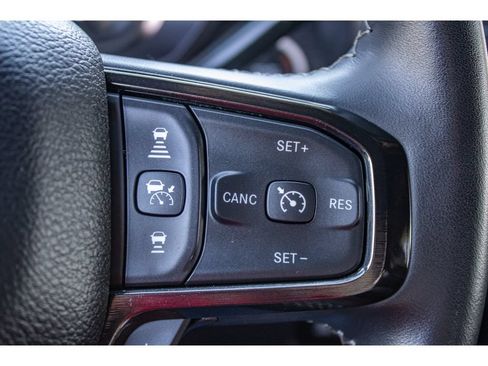 Used 2023 RAM 2500 Limited AWD/4WD image 40