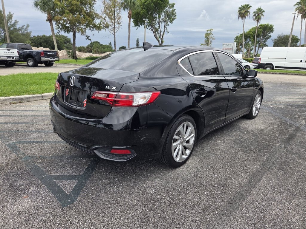 Used 2016 Acura ILX FWD image 5