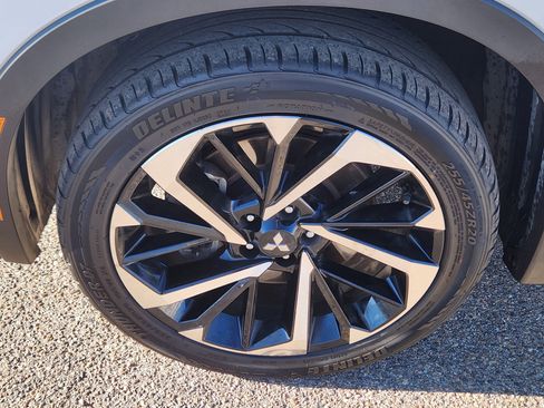 Used 2024 Mitsubishi Outlander SE image 7