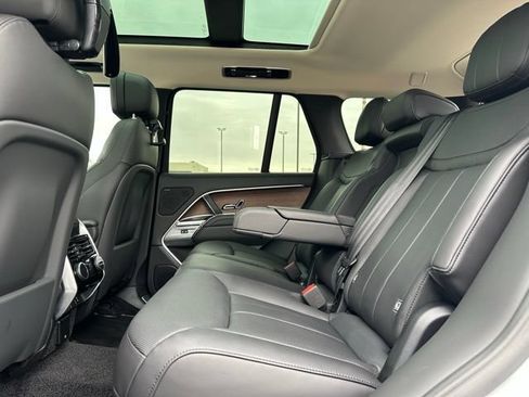 New 2026 Land Rover Range Rover SE AWD/4WD image 14