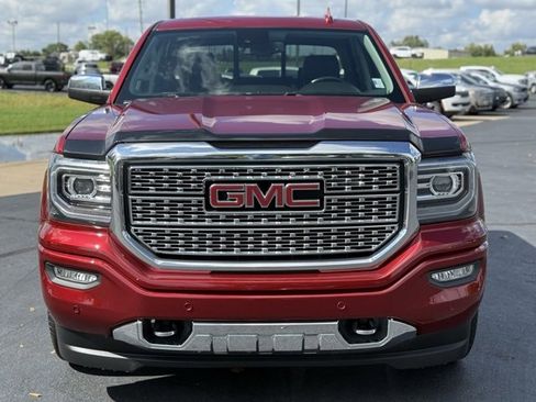 Used 2018 GMC Sierra 1500 Denali w/ Denali Ultimate Package image 2
