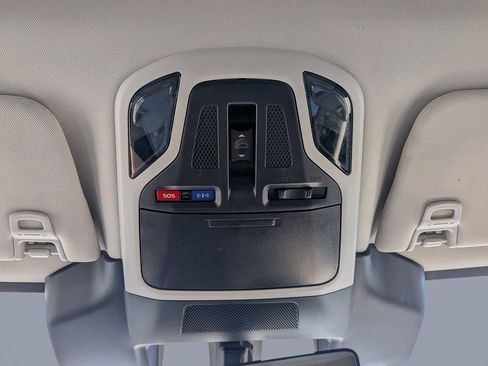 Certified 2025 Subaru Outback Limited image 27