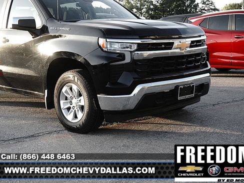 Certified 2025 Chevrolet Silverado 1500 LT RWD image 2