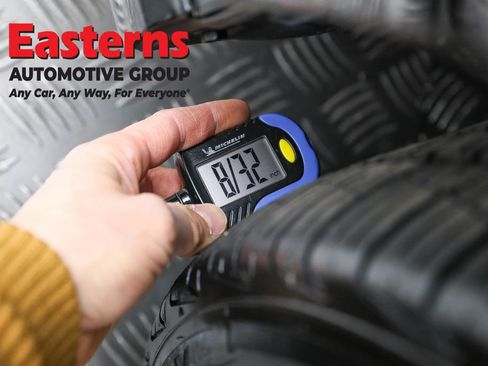 Used 2023 Toyota Camry XSE image 28