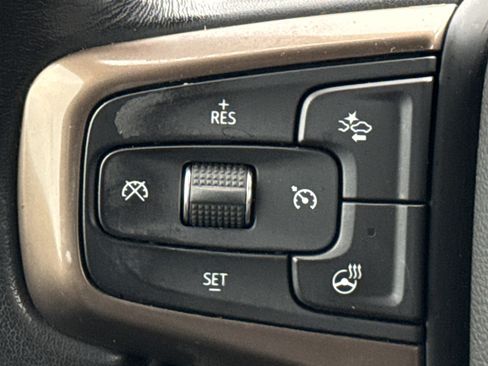 Used 2021 Chevrolet Tahoe High Country w/ Premium Package image 19