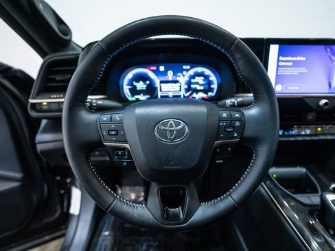 Certified 2024 Toyota Crown Limited image 16