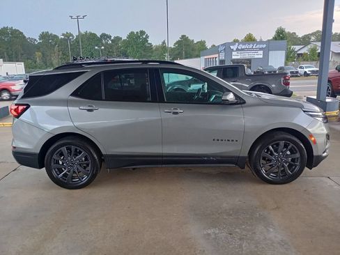 Used 2024 Chevrolet Equinox RS FWD image 6