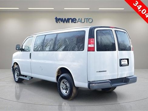 Used 2021 Chevrolet Express 3500 LT w/ LT Preferred Equipment Group image 3