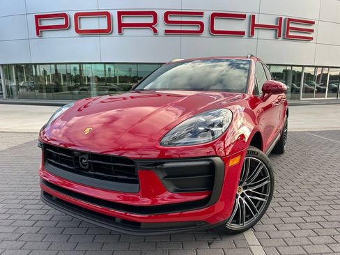 Used 2026 Porsche Macan AWD/4WD image 1