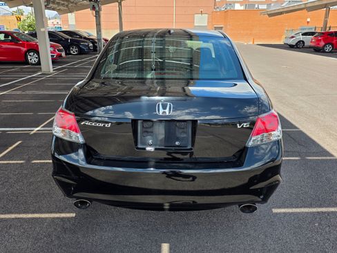 Used 2010 Honda Accord EX-L image 4