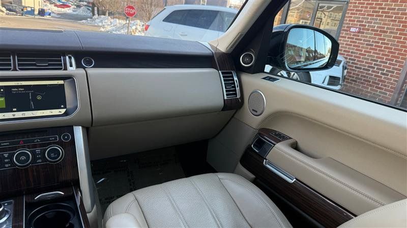 Used 2017 Land Rover Range Rover HSE AWD/4WD image 29
