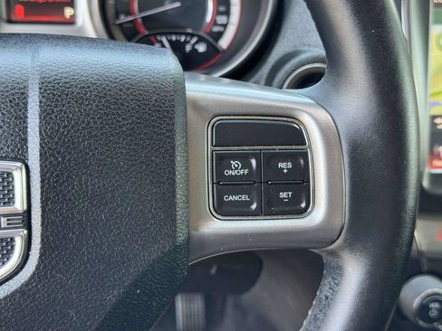 Used 2017 Dodge Journey Crossroad w/ Popular Equipment Group FWD image 13