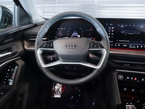 New 2025 Audi Q5 Premium Plus image 18