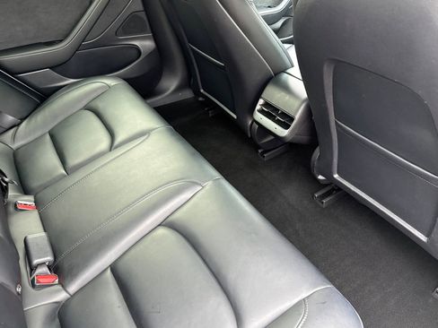 Used 2021 Tesla Model 3 Standard Range Plus RWD image 29