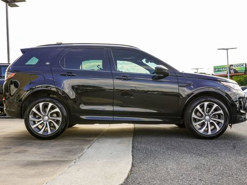 Used 2023 Land Rover Discovery Sport SE R-Dynamic AWD/4WD image 6