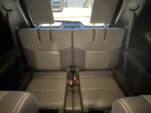 Used 2025 Lexus GX 550 w/ Accessory Package (Z1) AWD/4WD image 42
