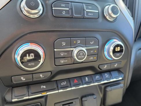 Used 2020 GMC Sierra 3500 SLE w/ SLE Value Package image 26