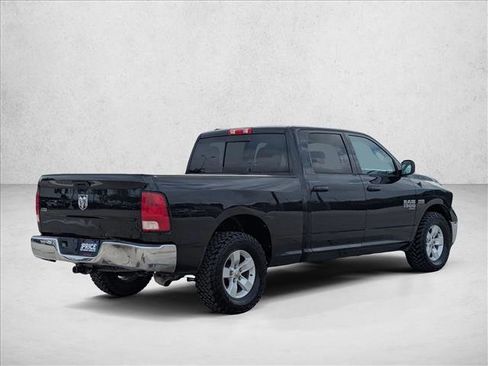 Used 2019 RAM 1500 Classic SLT image 5