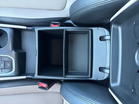 Used 2020 Hyundai Santa Fe Limited image 26