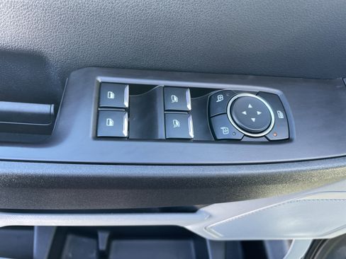 Used 2023 Ford F550 4x4 SuperCab Super Duty w/ Snow Plow Prep Package image 25