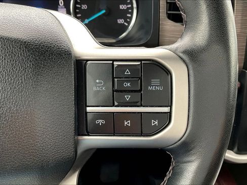 Used 2024 Ford Expedition Limited image 21