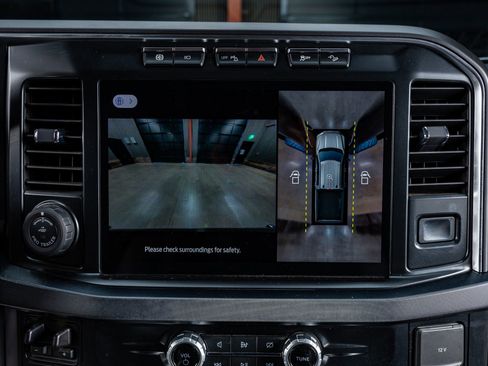 Used 2024 Ford F250 Limited w/ FX4 Off-Road Package image 23