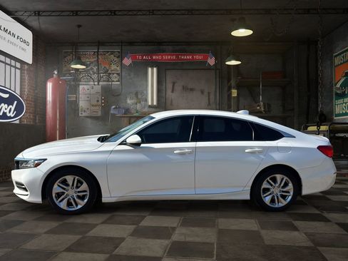 Used 2020 Honda Accord LX image 6