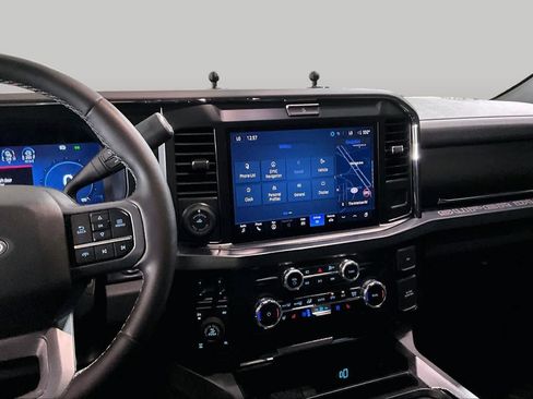Used 2025 Ford F250 Lariat w/ Lariat Ultimate Package AWD/4WD image 7
