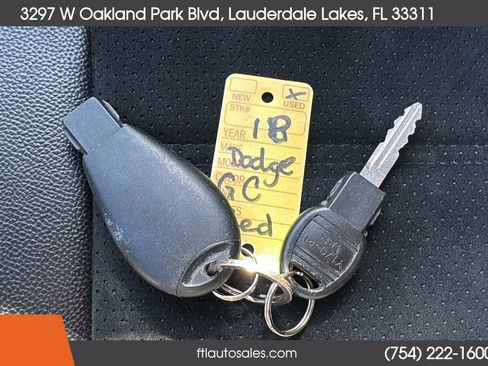 Used 2018 Dodge Grand Caravan SXT image 60