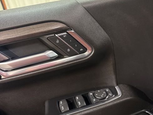 Used 2023 Chevrolet Silverado 1500 LTZ w/ Technology Package image 16