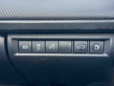 Certified 2025 Toyota Camry SE image 34