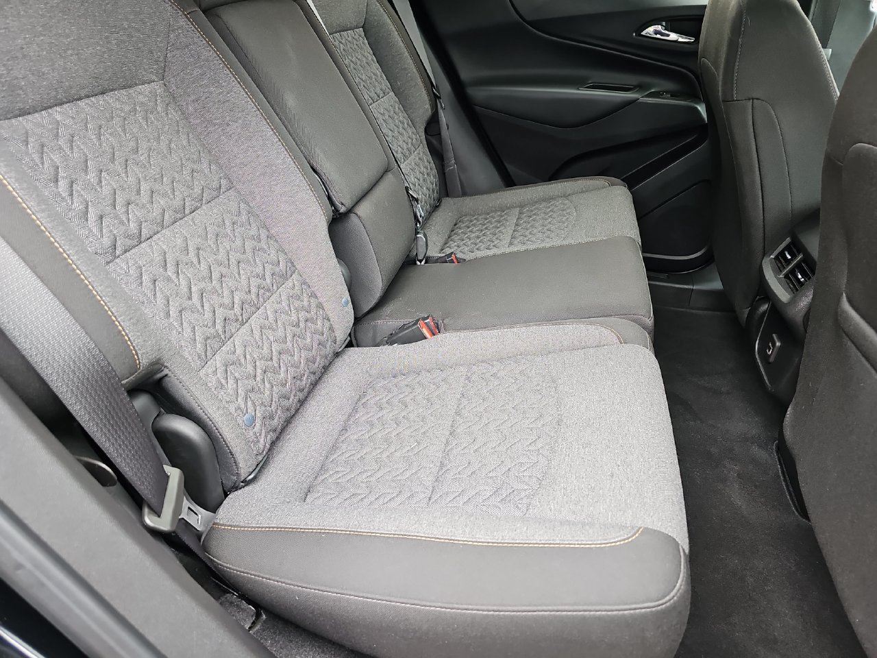 Used 2023 Chevrolet Equinox LT FWD image 18