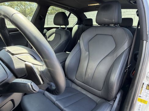 Used 2019 BMW 530i w/ Convenience Package RWD image 5