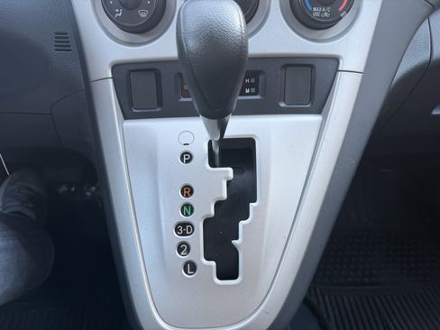 Used 2009 Toyota Matrix image 19