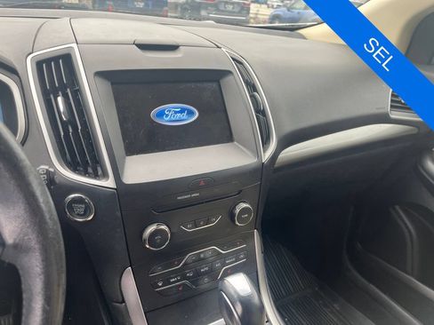 Used 2017 Ford Edge SEL w/ Equipment Group 201A AWD/4WD image 9