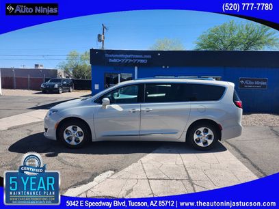 Used 2017 Chrysler Pacifica Touring-L Plus w/ Advanced Safetytec Group