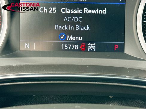 Used 2023 Chevrolet TrailBlazer ACTIV w/ Sun and Liftgate Package image 15