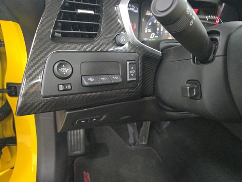 Used 2019 Chevrolet Corvette Z06 image 35