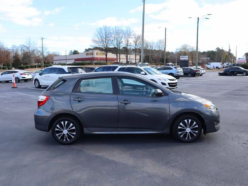 Used 2009 Toyota Matrix image 11