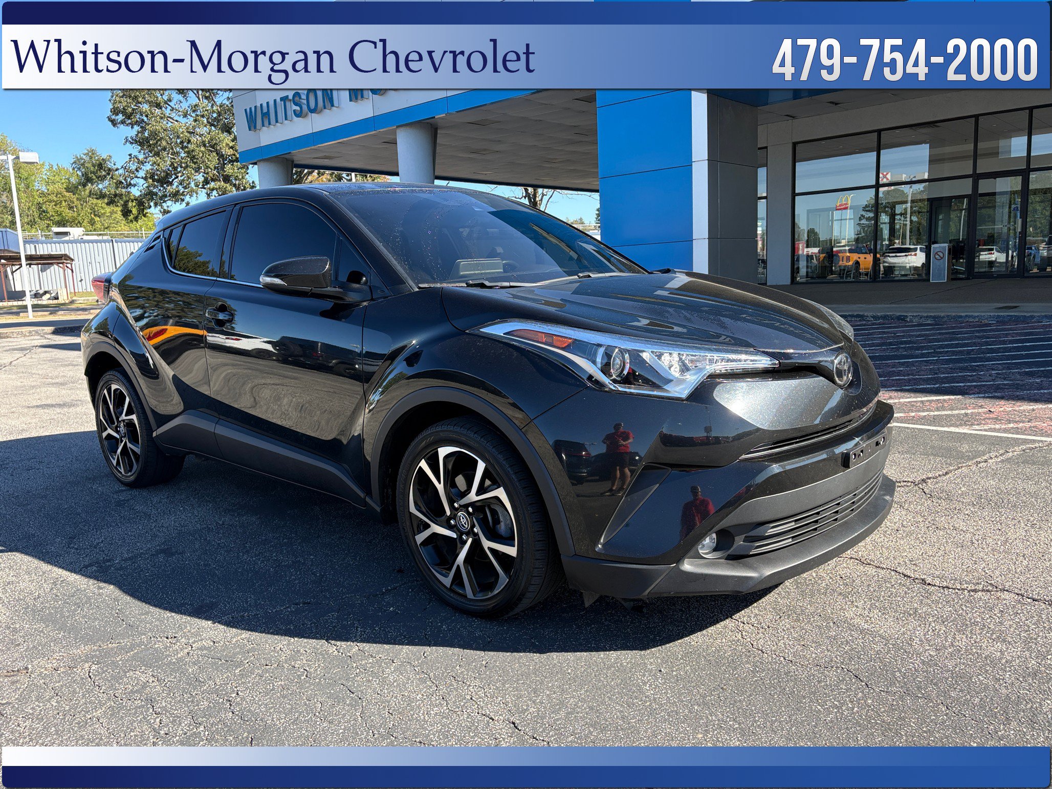 Used 2019 Toyota C-HR Limited FWD image 3