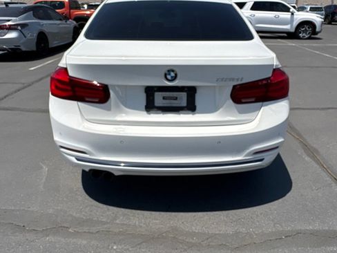Used 2018 BMW 330i Sedan RWD image 13